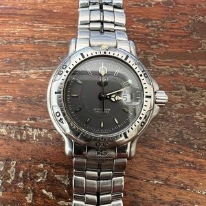 Tag Heuer Model 6000 watch - Authentic
